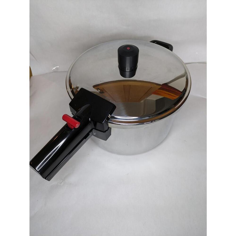 Kitchen Nutritition T304 7QT Belgium Stainless Steel Pressure Cooker K1870